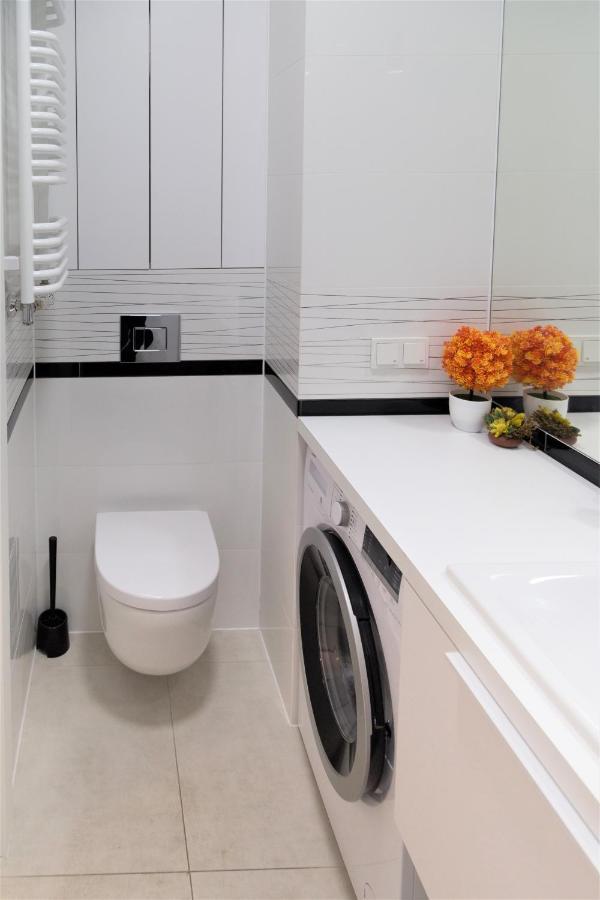 Exclusive 2Br! Apartment In Center +Netflix +Gym Varsovia Exterior foto