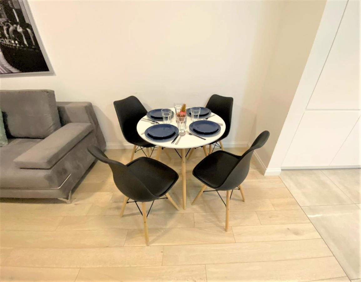 Exclusive 2Br! Apartment In Center +Netflix +Gym Varsovia Exterior foto